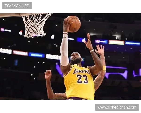 克莱与詹姆斯搭档是否能超越现有成就杨毅直言不会如同JR 克莱与詹姆斯搭档是否能超越现有成就杨毅直言不会如同JR