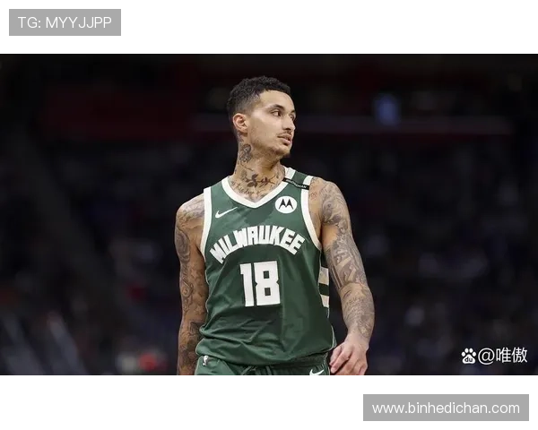 库兹马坚持穿着0号球衣雄鹿18号新赛季再度亮相