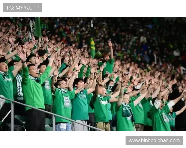 足球比赛直播明星聚焦全场精彩瞬间与球迷互动热潮