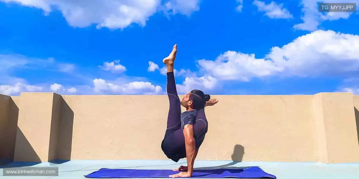 🛒周边好物，把热爱穿在身上、握在手里！🎁